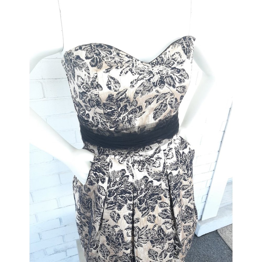Floral Dress in White Gold